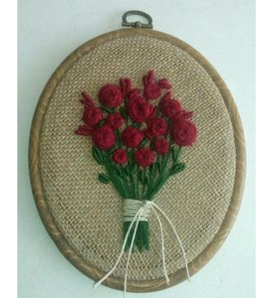 Embroidery in oval frames